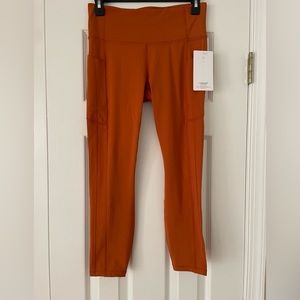 Athleta NWT Ultimate Stash II 7/8 Tight Sz M